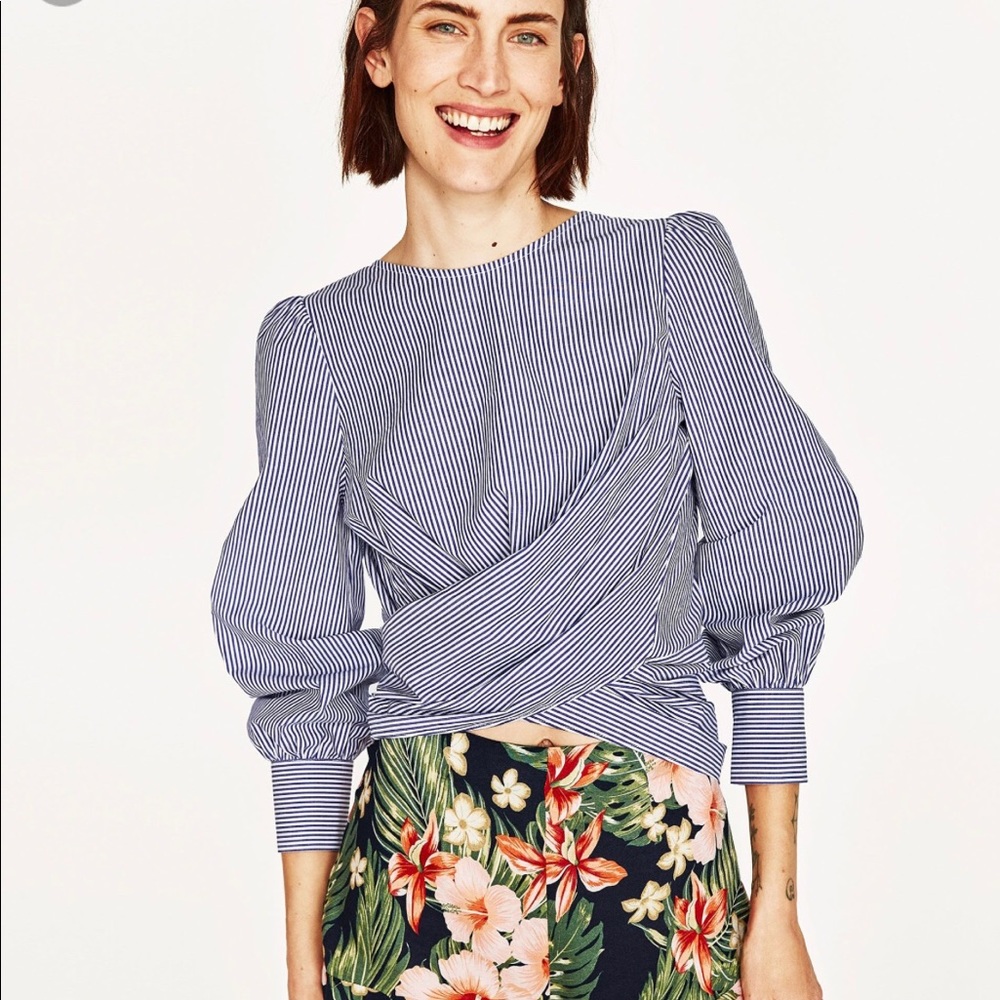 NWOT Zara Wrap Blouse with Bow in Back - Size S